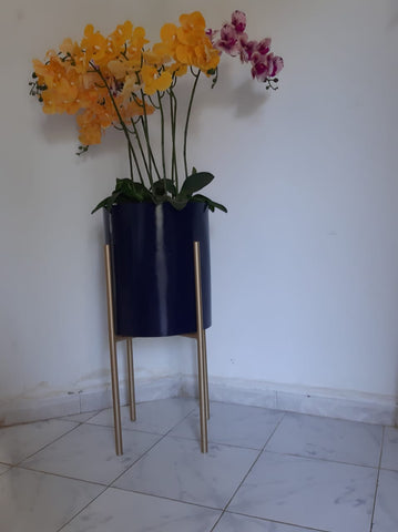 Pot Cylindrique Sur Support Avec Orchidées Artificielles Jaune Et Rose